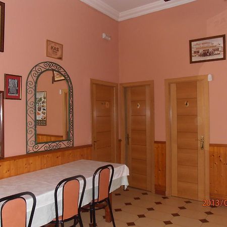 Hostal Restaurante Las Rejas Archidona Εξωτερικό φωτογραφία