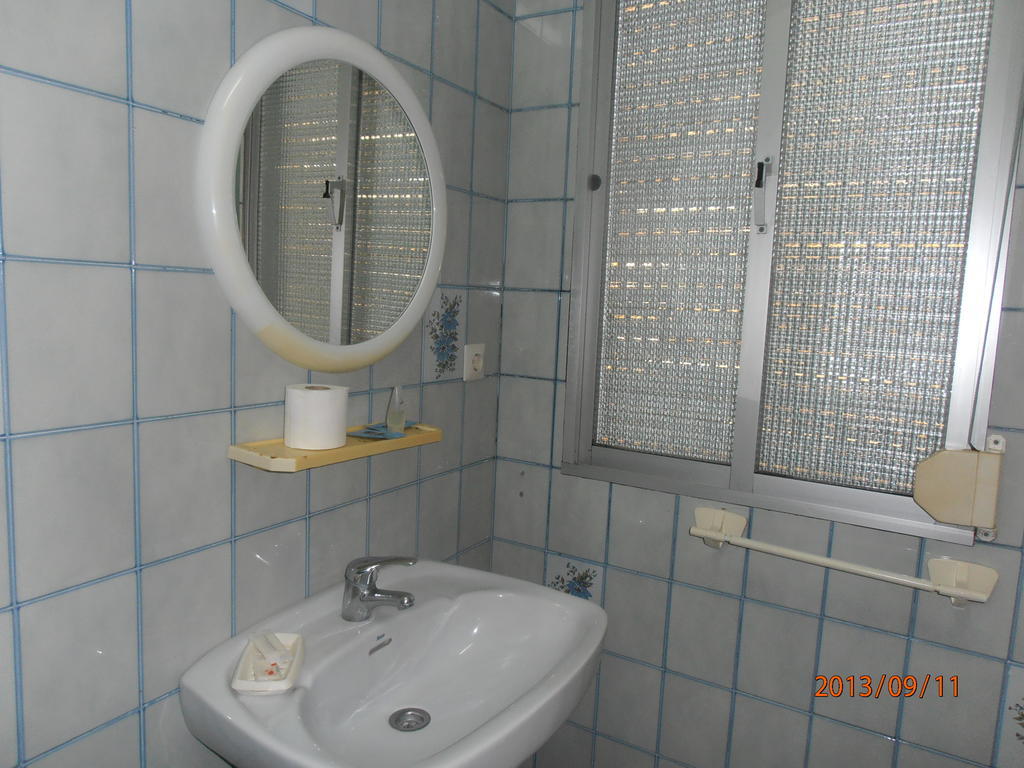 Hostal Restaurante Las Rejas Archidona Δωμάτιο φωτογραφία