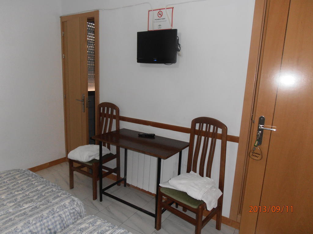 Hostal Restaurante Las Rejas Archidona Εξωτερικό φωτογραφία