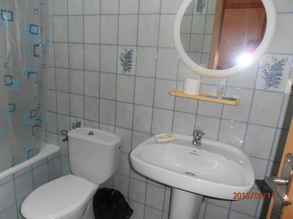Hostal Restaurante Las Rejas Archidona Δωμάτιο φωτογραφία