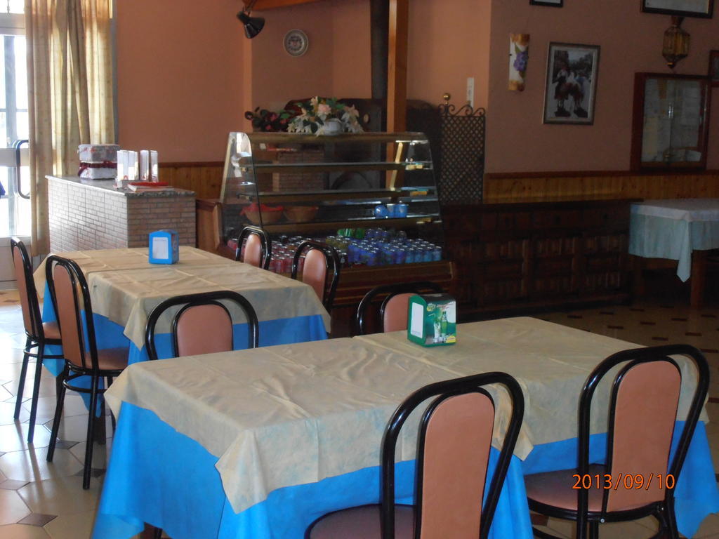 Hostal Restaurante Las Rejas Archidona Εξωτερικό φωτογραφία