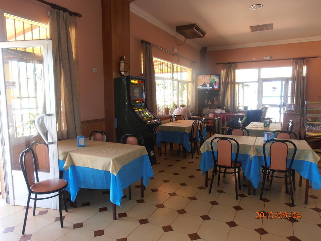 Hostal Restaurante Las Rejas Archidona Εξωτερικό φωτογραφία